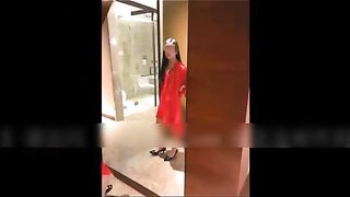 《91康先生》实力调教九头身美女依依第一集