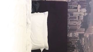 【步宾寻花】洋娃娃般的外围小姐姐，脸蛋精致漂亮，女神温柔可舌吻，性爱细节啪啪完美展示