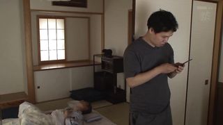 【69堂精品】很黄很爽的成人免费视频，大奶子妈妈是爷爷和我的玩物