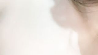 【69堂精品】气质长发妹子居家卫生间全裸自慰模粉红逼逼