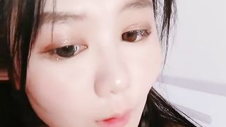 【69堂精品】深喉叫爸爸的小少妇颜值不错无套抽插爆草浪叫