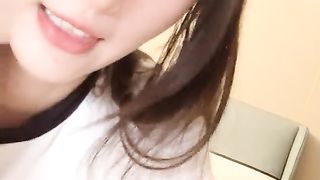 【69堂精品】19岁美少女偶像明星级颜值吊打网红奶子最可口