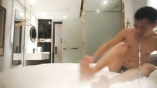 【69堂精品】黄先生探花约白衣妹子啪啪近距离拍摄口交69舔逼