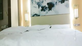 【69堂精品】约操那白嫩小少妇美腿嫩逼性用不尽