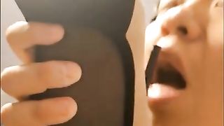 网红美女带了个大器具操的受不了直求饶!国语!