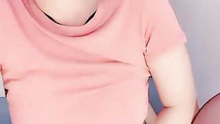 大大屁股第一场丝袜约操小哥舔弄鸡巴抽插