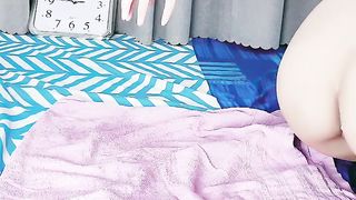 九头身大长腿极品美女干净无毛美穴疯狂自慰操逼