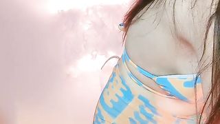 【69免费视频】伊崽小妹妹展示白嫩美乳小嫩穴呻吟诱惑