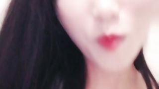 【69免费视频】兔牙小骚妇白嫩少妇粉嫩美乳小淫穴性爱