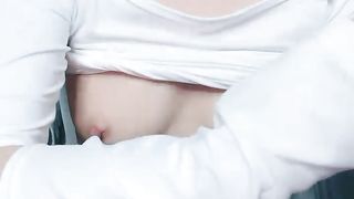 【69免费视频】宇宙无敌小公主直播与粉丝互动刷礼物脱衣服