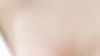 【69免费视频】张朵朵牛仔短裤脱衣诱惑呻吟