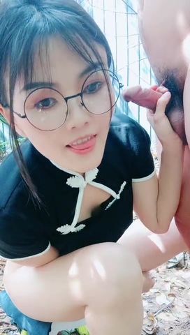 【69堂精品视频】天气不错骚逼跟蒙面小哥户外啪啪站立插逼侧入