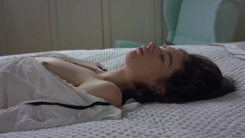 【69堂精品视频】安娜克拉夫金娜处女试镜自慰小穴