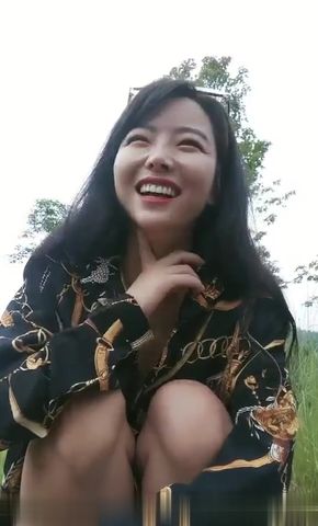 【69堂精品】风骚眼镜御姐口交阴茎深喉玩弄站立后入刺激