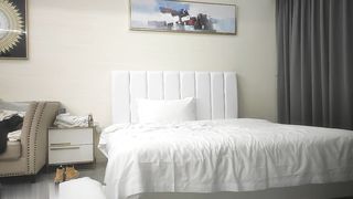 【69堂免费视频】胖子传媒工作室眼镜妹反差婊少女肉体