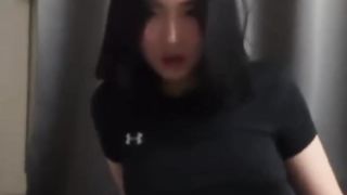 【69堂免费视频】很有气质反差婊美女 李智敏 被渣男前男友流出