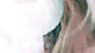 【69堂免费视频】新人下海眼镜骚母狗黑丝美腿怼在镜头前