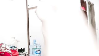 【69堂免费视频】小伙双飞姐妹花，全程露脸大秀直播激情啪啪