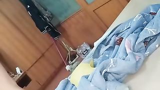 【69堂免费视频】微胖的小嫂子露脸深夜跟小哥激情啪啪大秀，口交大鸡巴道具玩逼，主动上位爆草抽插