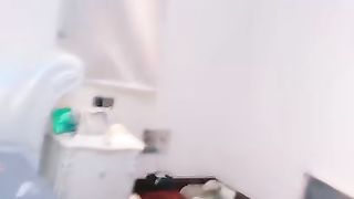 【69堂免费视频】甜美嫩妹妹！床上越来越骚！白嫩奶子跪着吃屌2