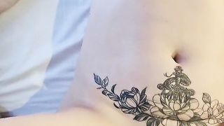 【69堂免费视频】骚的人妻少妇跟大屌哥激情啪啪，全程露脸口交大鸡巴