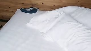 【69堂免费视频】乖巧高冷嫩妹妹！近期下海操逼！