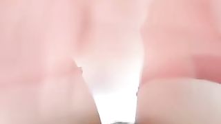 【69堂免费视频】激情上位套都没有带，各种体位抽插射在肚子上自慰逼逼