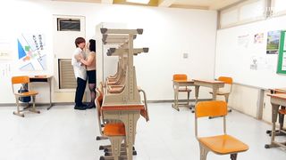 【69堂免费视频】用春药扰乱了最好的女人