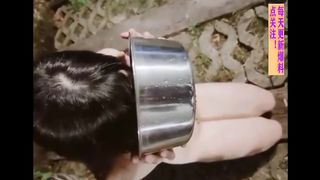 【69堂免费视频】户外训练小母狗口爆喝尿野战