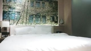 【69堂免费视频】深夜约炮婴儿肥大奶少妇穿上渔网黑丝干