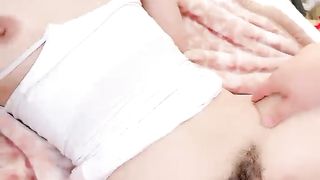 【69堂免费视频】乖乖的短发JK服嫩妹骑乘真反差