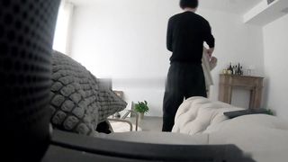 【69堂免费视频】衣服还没脱就忍不住后入了年轻的居家少妇