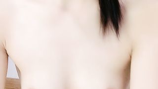 【69堂免费视频】深喉口交表情好骚让小哥舔逼，激情上位浪荡骚表情各种草