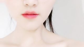 【69堂免费视频】深喉口交表情好骚让小哥舔逼，激情上位浪荡骚表情各种草