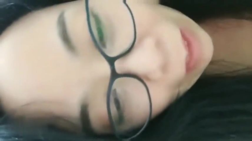 【69堂免费视频】【母子乱伦】文化范眼镜妈妈和大学生儿子做爱内射妈妈的蝴蝶老逼