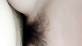 【69堂免费视频】大神就吃窝边草，草了亲妈又操亲姐