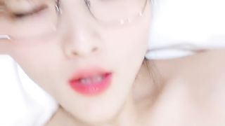 【69堂免费视频】约啪小达人精彩上线，全程露脸宾馆等待大鸡巴蹂躏