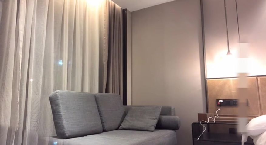 【69堂免费视频】青春美少女做援交后入内射高潮