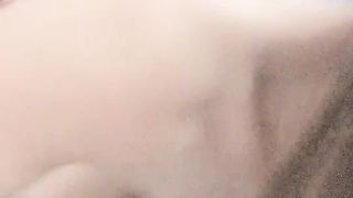 【69堂免费视频】网吧勾引玩联盟小哥哥脱下内裤送给他闻起来有点上头哈哈 从网吧厕所干到酒店