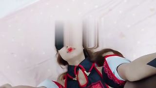 【69堂免费视频】，隆起的白虎蜜桃穴紧致吸吮天呐太上头了，小嫩妹被按在床上狠狠深操