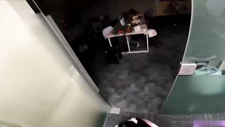 【69堂免费视频】18岁小母狗被爸爸带到办公室寻刺激，一不小心给射逼里了