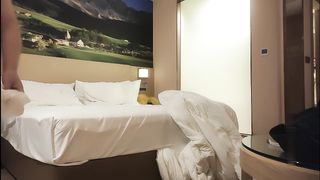 【69堂免费视频】太子约操极品韩国明星脸大奶外围女神_床下高冷床上淫语不断，射进来，射到我逼里