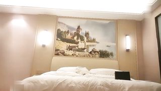 【69堂免费视频】约了个白衣苗条少妇摸奶舔弄调情口交