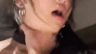 【69堂免费视频】上海富二代约操抖音网红学生主播「窒息母狗」背着男朋友出轨