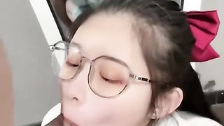 【69堂免费视频】后入JK眼镜少女