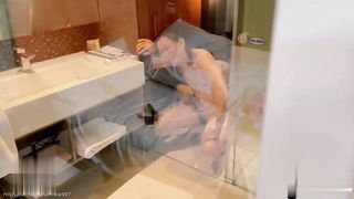 【69堂免费视频】大神走马探花_酒吧搭讪眼镜美乳小隻马_小姐姐酒店开房体验她得毒龙口活