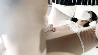 【69堂免费视频】约拍模特摆pose时不自觉地自慰诱惑摄影师被射了一脸