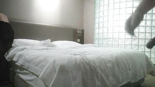 【69堂免费视频】3000网约外围，21岁极品嫩妹，蜂腰翘臀人瘦胸大，软萌乖巧黑丝美腿，精彩佳作炮火不断