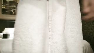 【69堂免费视频】深圳高端大圈外围女神，极品大胸迎战肌肉佬，花式啪啪劲爆刺激不可错过0