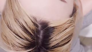 【69堂免费视频】露脸性爱私拍_吃完晚餐还想吃鸡巴就到厕所解决了应该没让朋友等太久